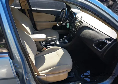 2012 Chrysler 200 Touring из США, поврежденный, VIN 1C3CCBBB0CN288158